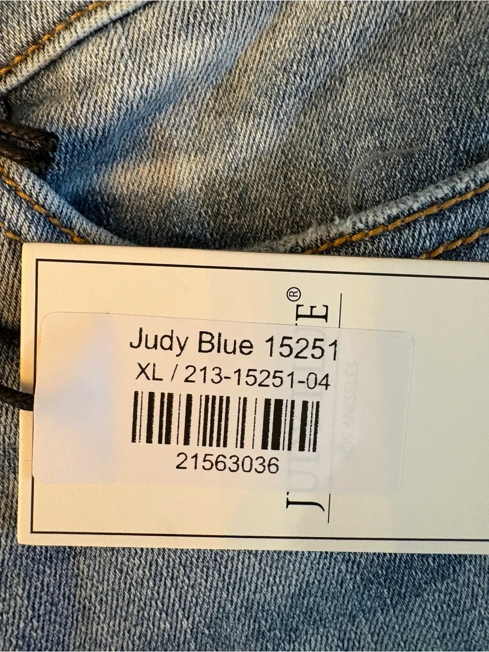 Judy Blue Denim Shorts Womens XL Blue New Mid Rise Raw Hem Cut Off